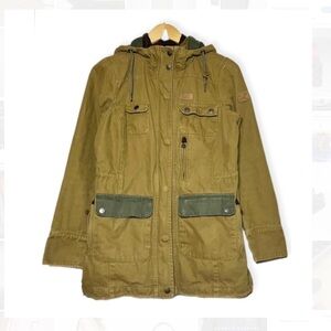Haka Honu Survaivor Chore Coat